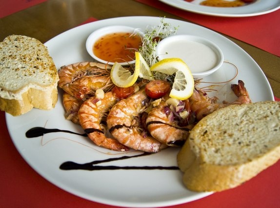 Restauracja PapajRESTAURACJA PAPAJ ZAPRASZA !