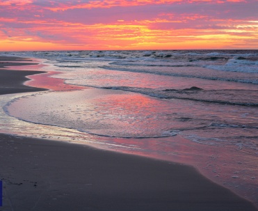 Zach&oacute;d słońca w Dębkach obok Karwi